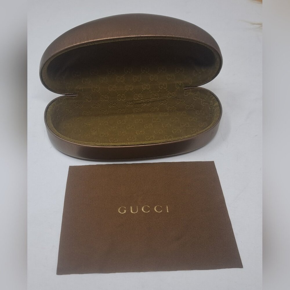 Gucci Tortoiseshell Sunglasses - Picture 3 of 16